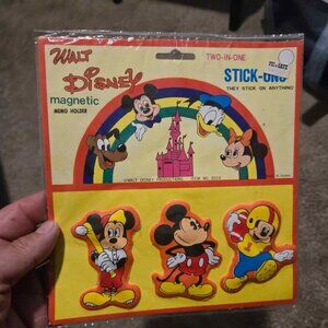 Vintage disney mickey magnetic memory holder